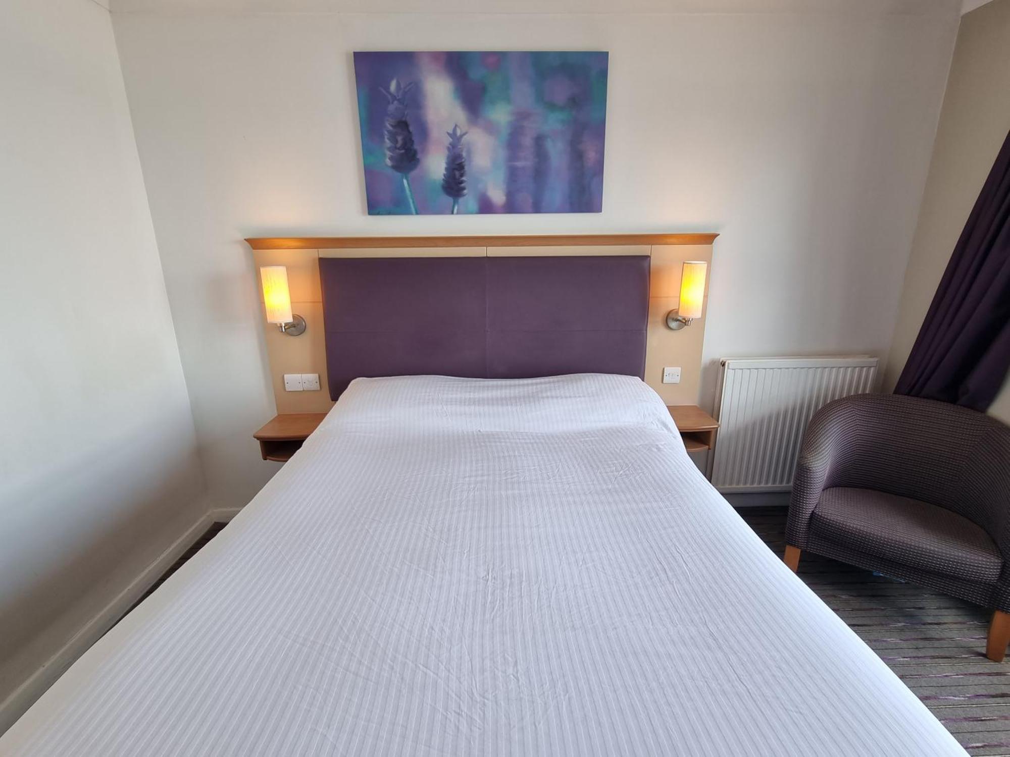 The Willen Lodge Hotel Milton Keynes Zewnętrze zdjęcie